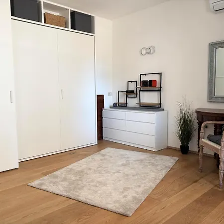 Cn013 - Cesenatico, Elegante Bilocale Superaccessoriato Apartamento